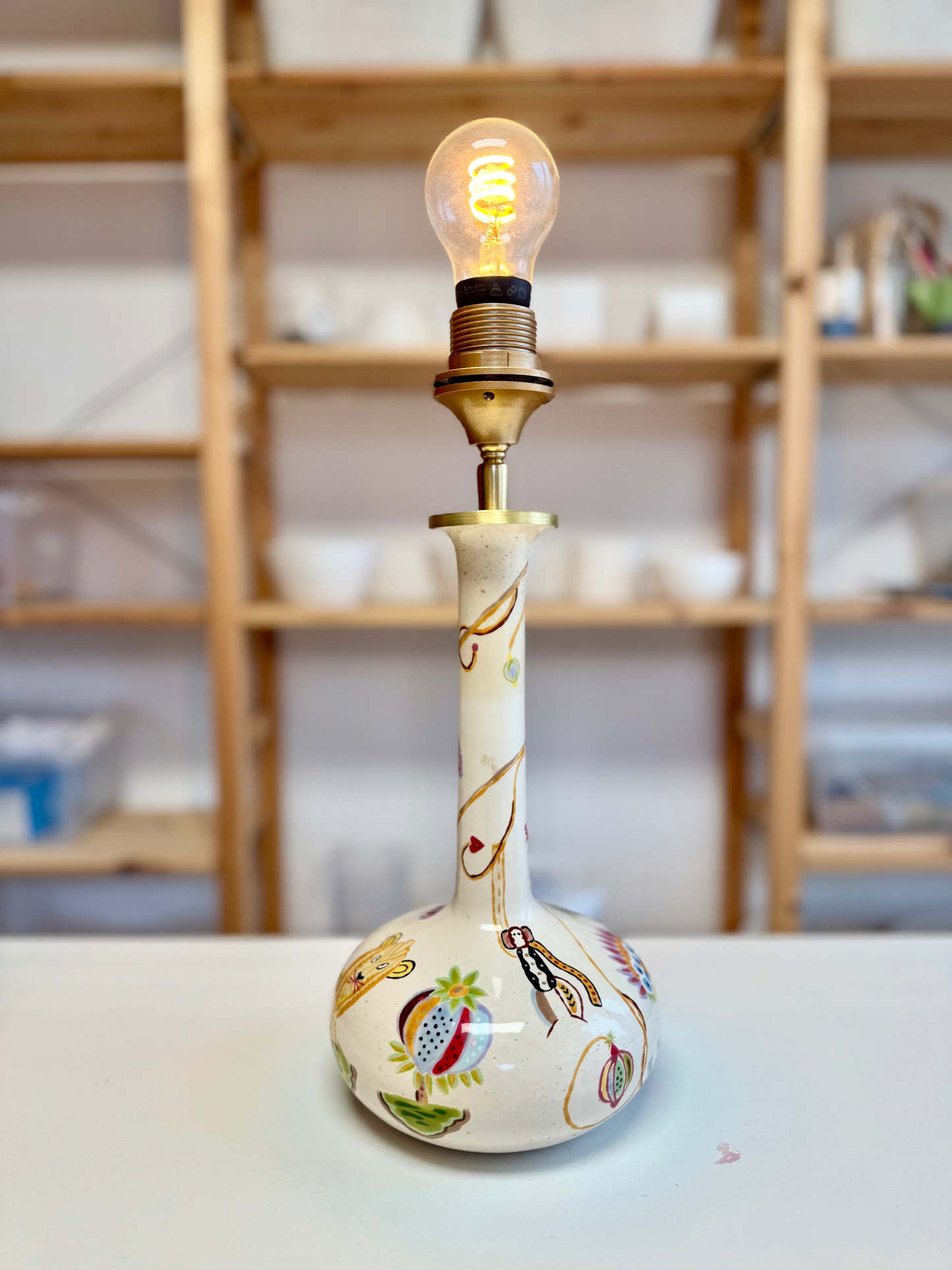 Sculptural lamp No. 1 - Lion & Monkeys