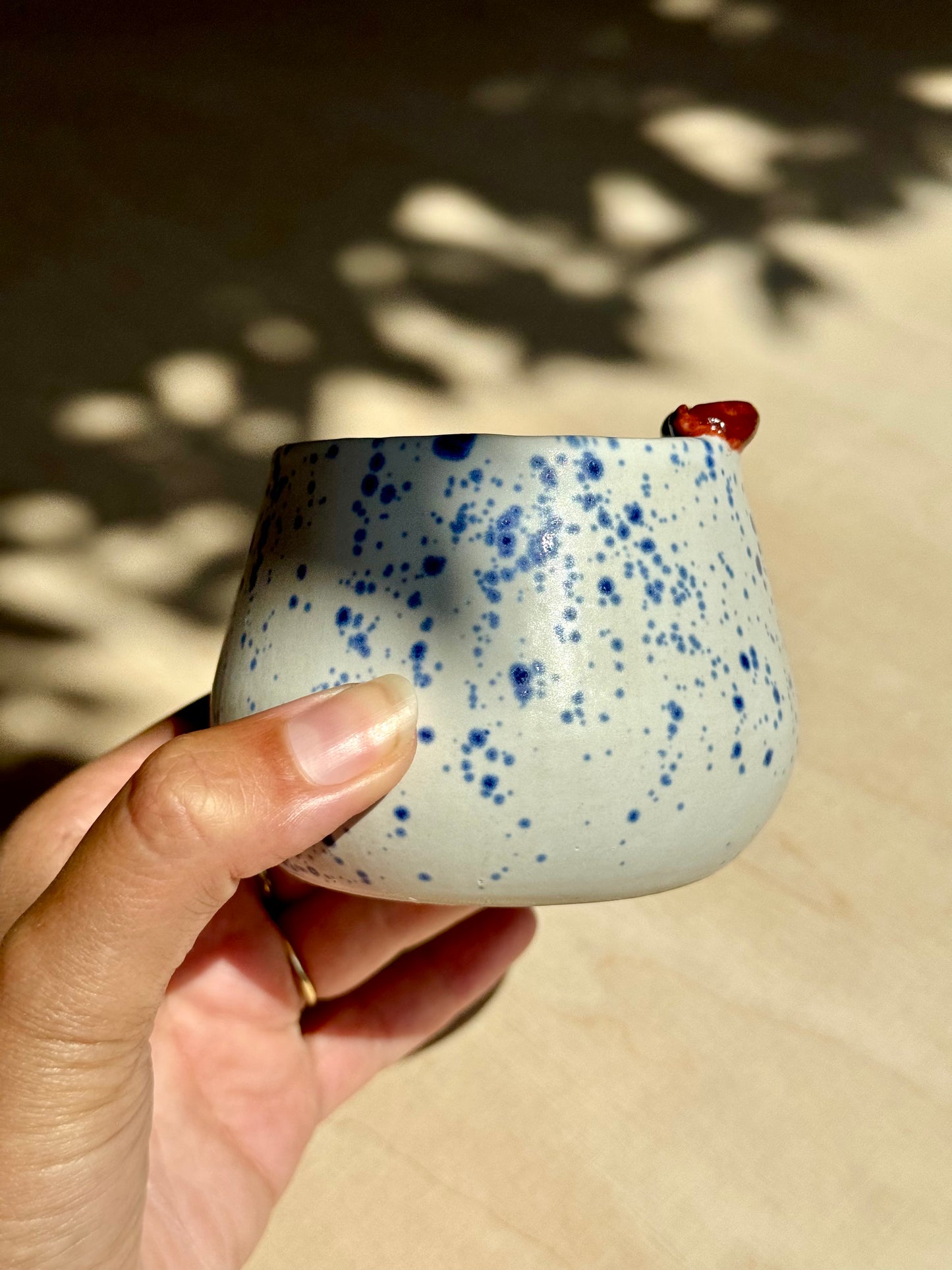 Blue speckled coffee bean mok